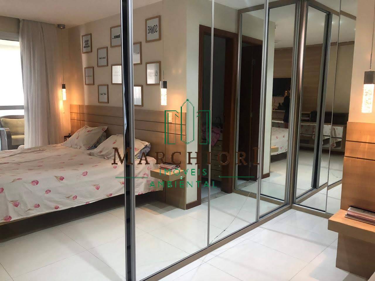 Apartamento à venda com 4 quartos, 170m² - Foto 2