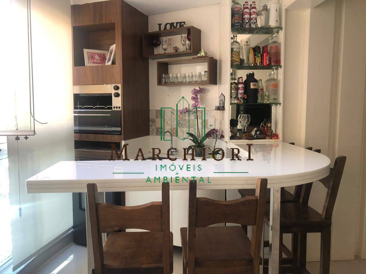 Apartamento à venda com 4 quartos, 170m² - Foto 1