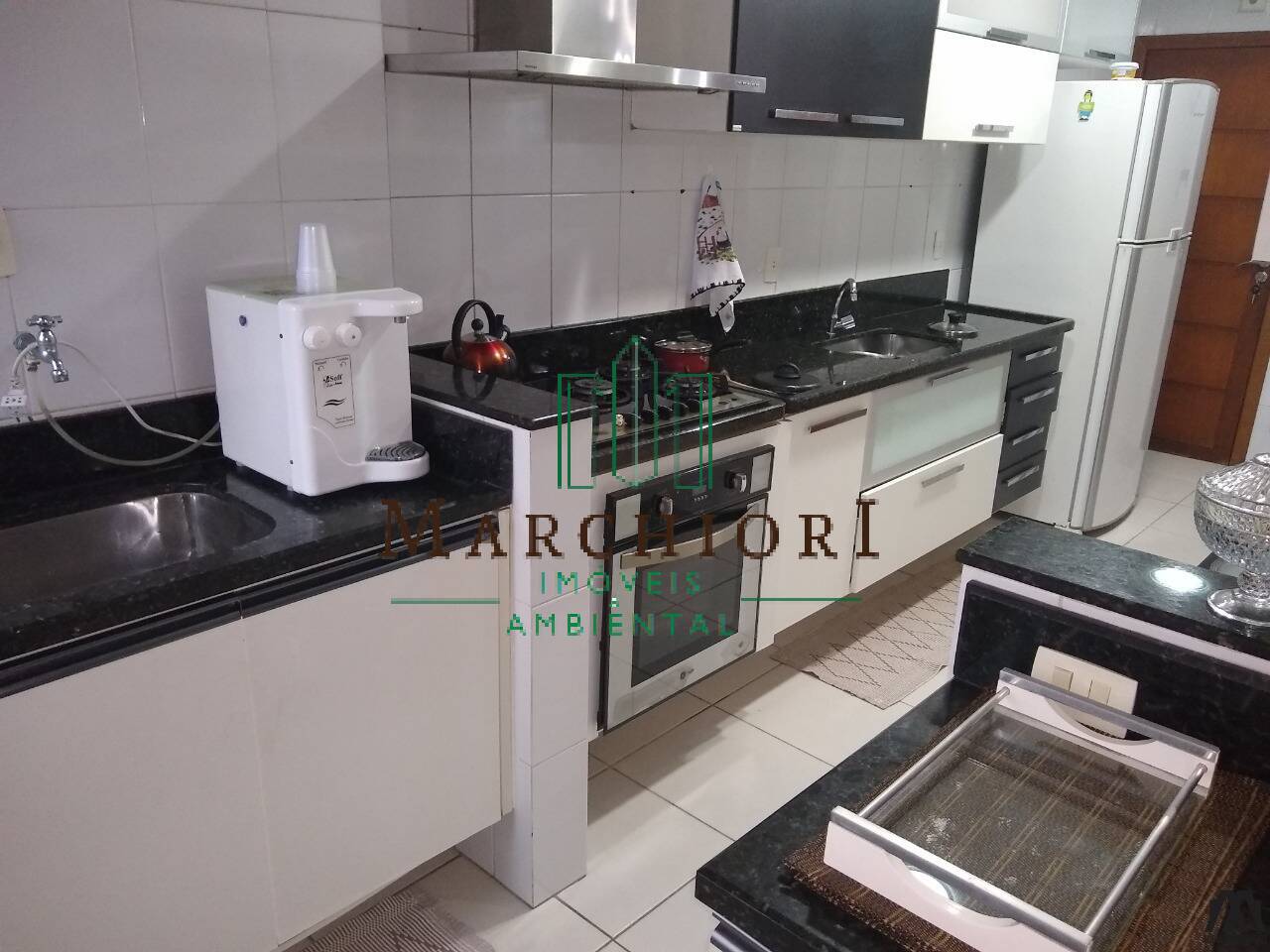 Apartamento à venda com 3 quartos, 155m² - Foto 10