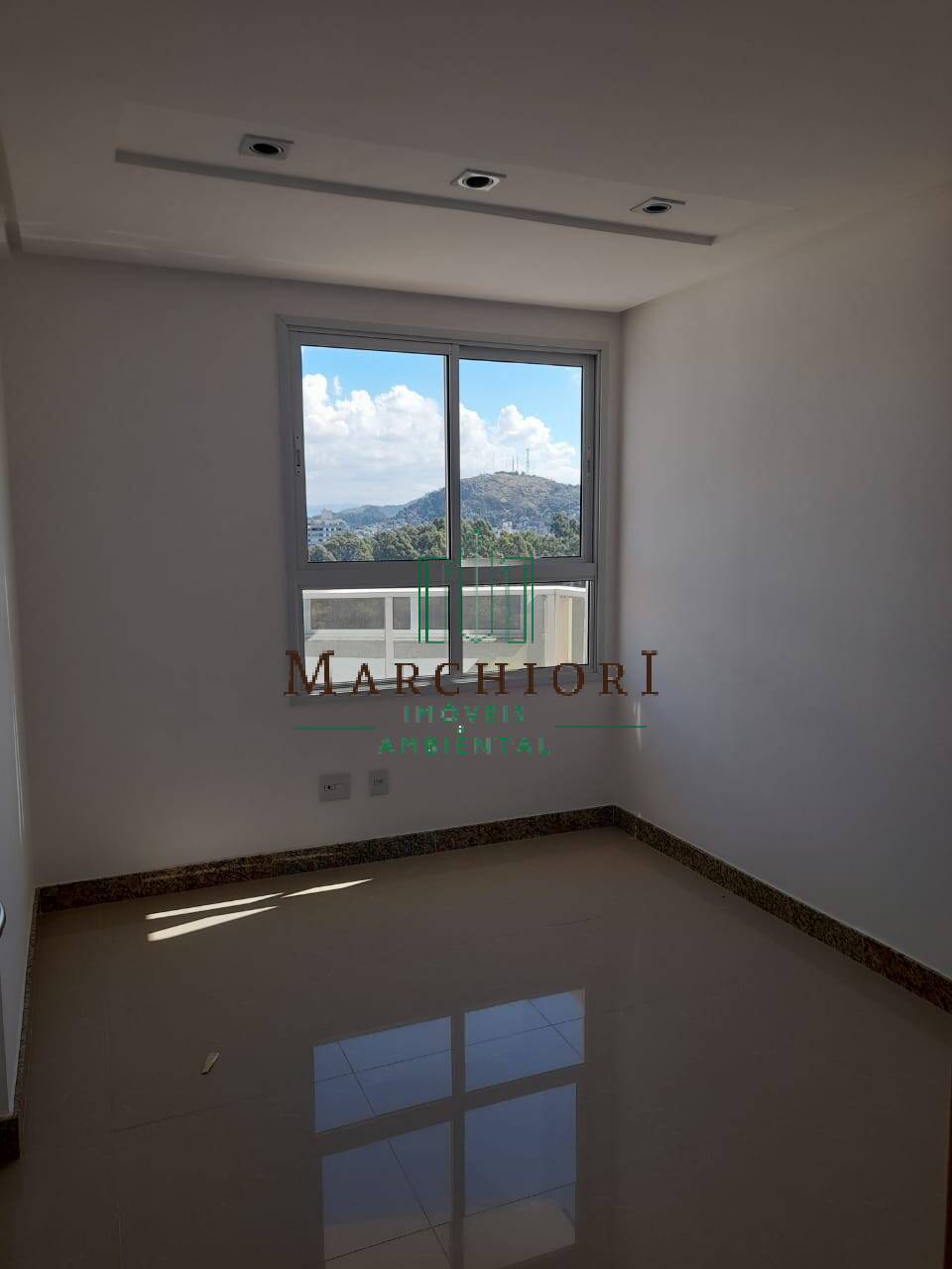 Apartamento à venda com 3 quartos, 125m² - Foto 12