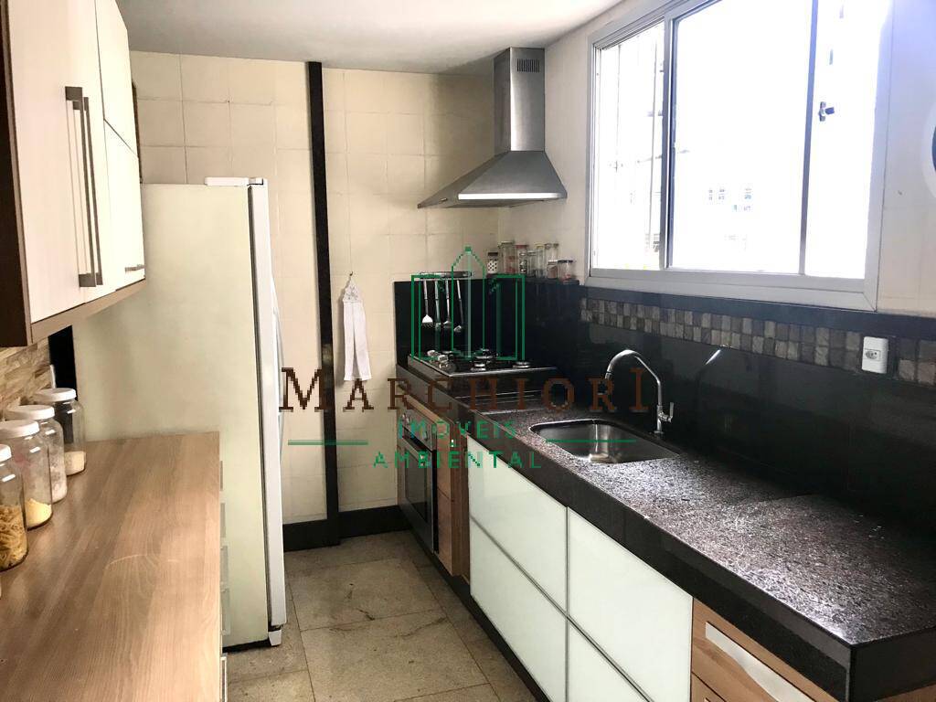 Apartamento à venda com 3 quartos, 170m² - Foto 5