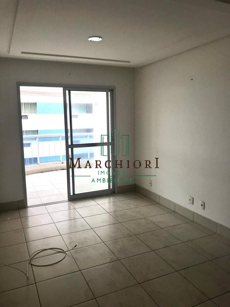 Apartamento à venda com 2 quartos, 65m² - Foto 2