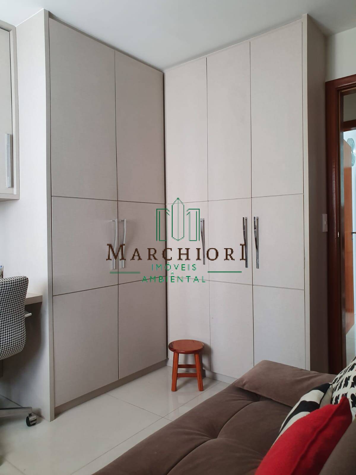 Apartamento à venda com 2 quartos, 90m² - Foto 3