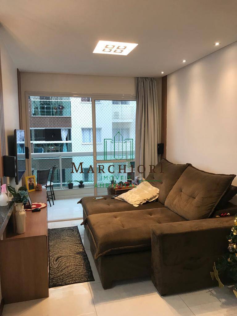 Apartamento à venda com 2 quartos, 68m² - Foto 25