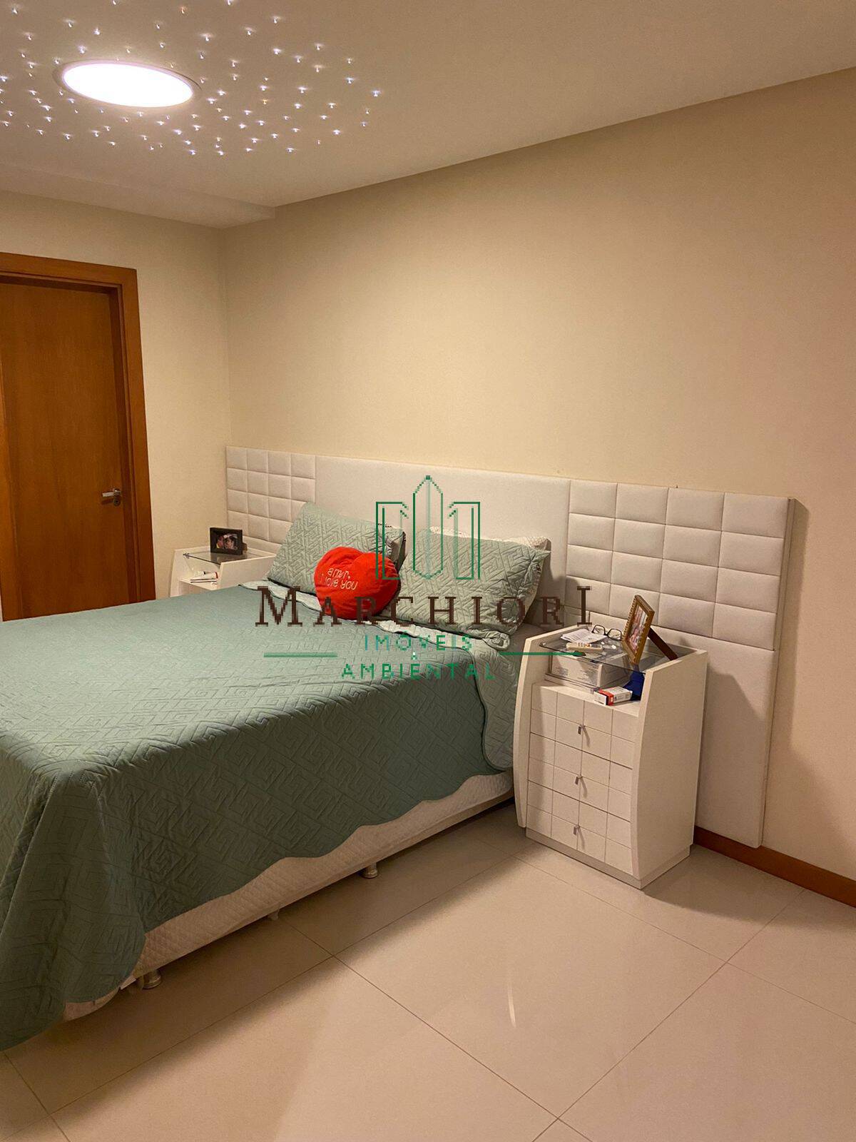 Apartamento à venda com 3 quartos, 164m² - Foto 17