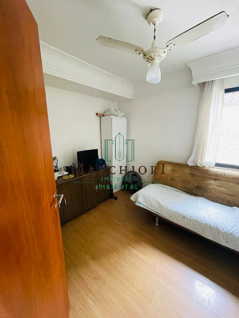 Apartamento à venda com 3 quartos, 150m² - Foto 9