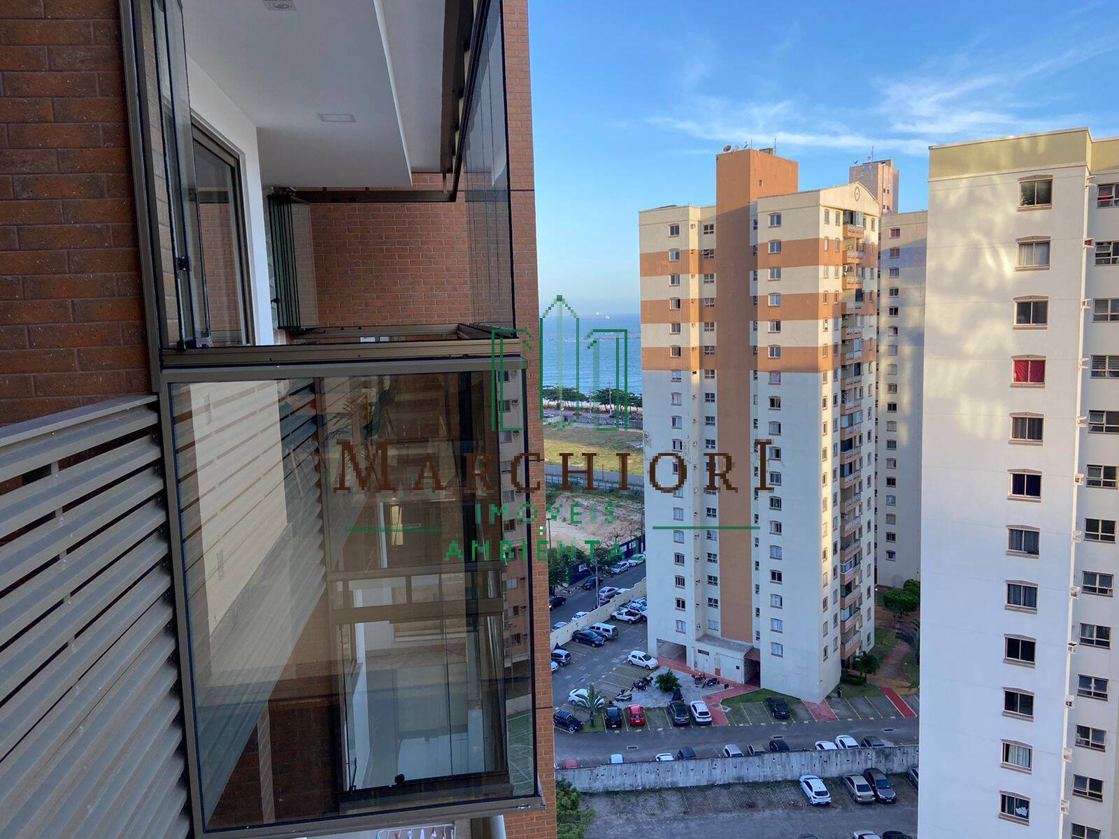 Apartamento à venda com 2 quartos, 68m² - Foto 2