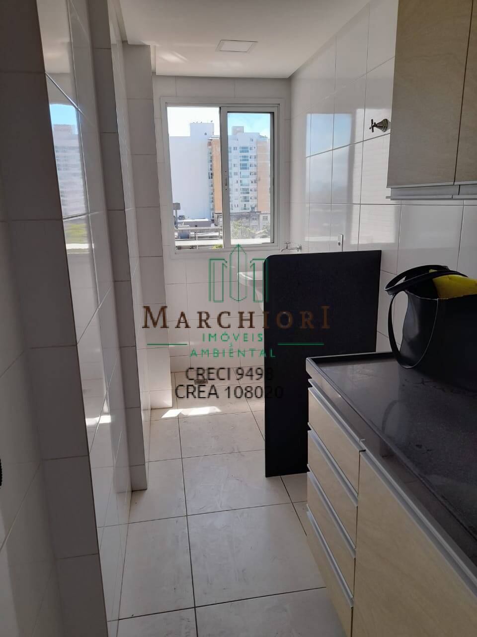 Apartamento à venda com 2 quartos, 65m² - Foto 3