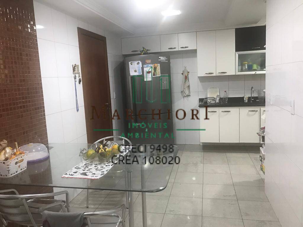 Apartamento à venda com 4 quartos, 150m² - Foto 17