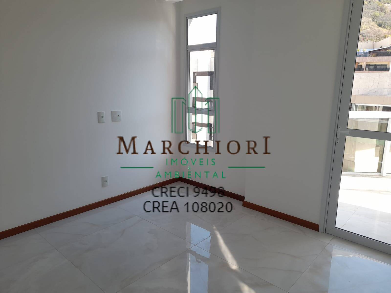 Apartamento à venda com 4 quartos, 115m² - Foto 2