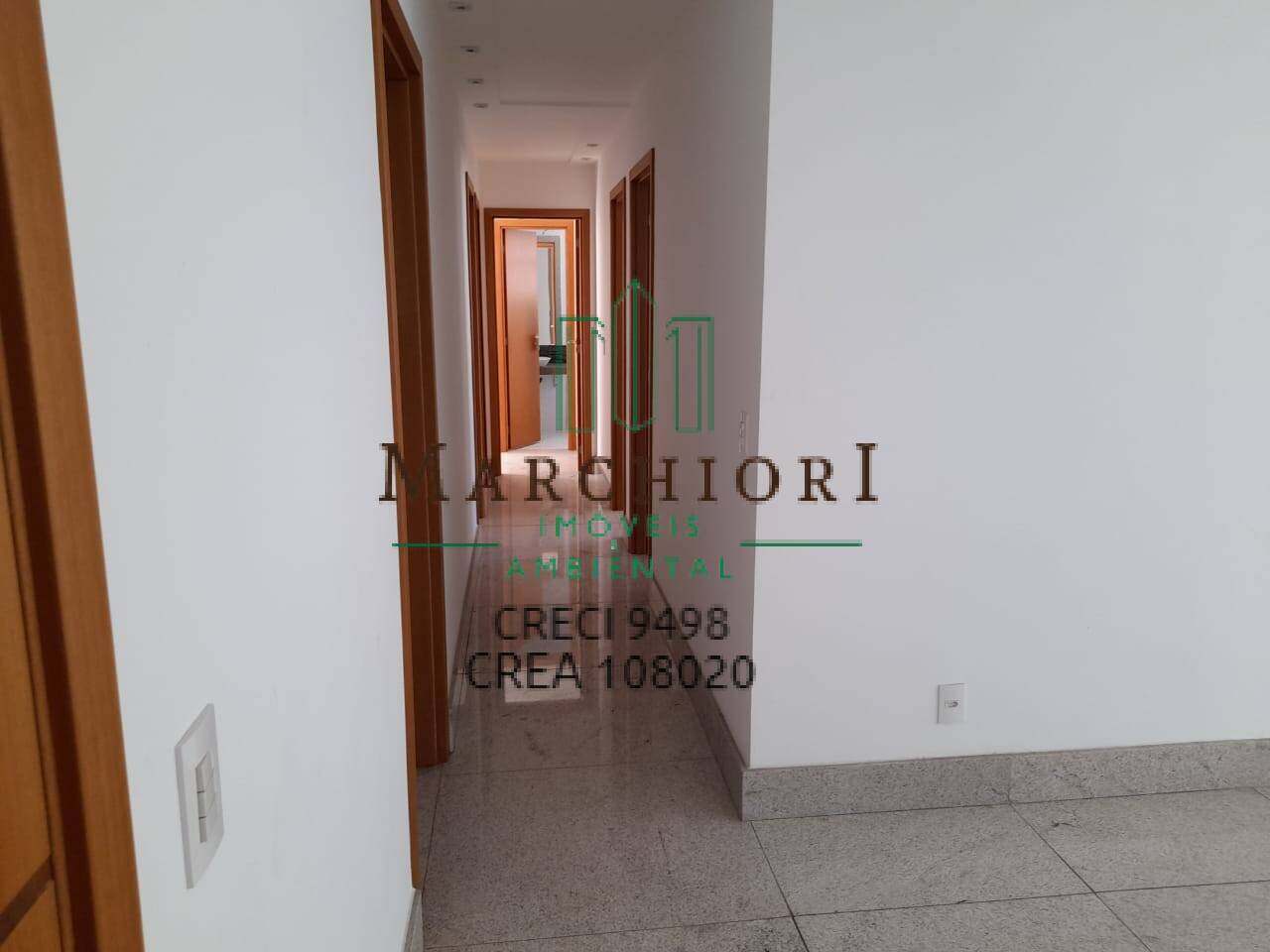 Apartamento à venda com 4 quartos, 145m² - Foto 2