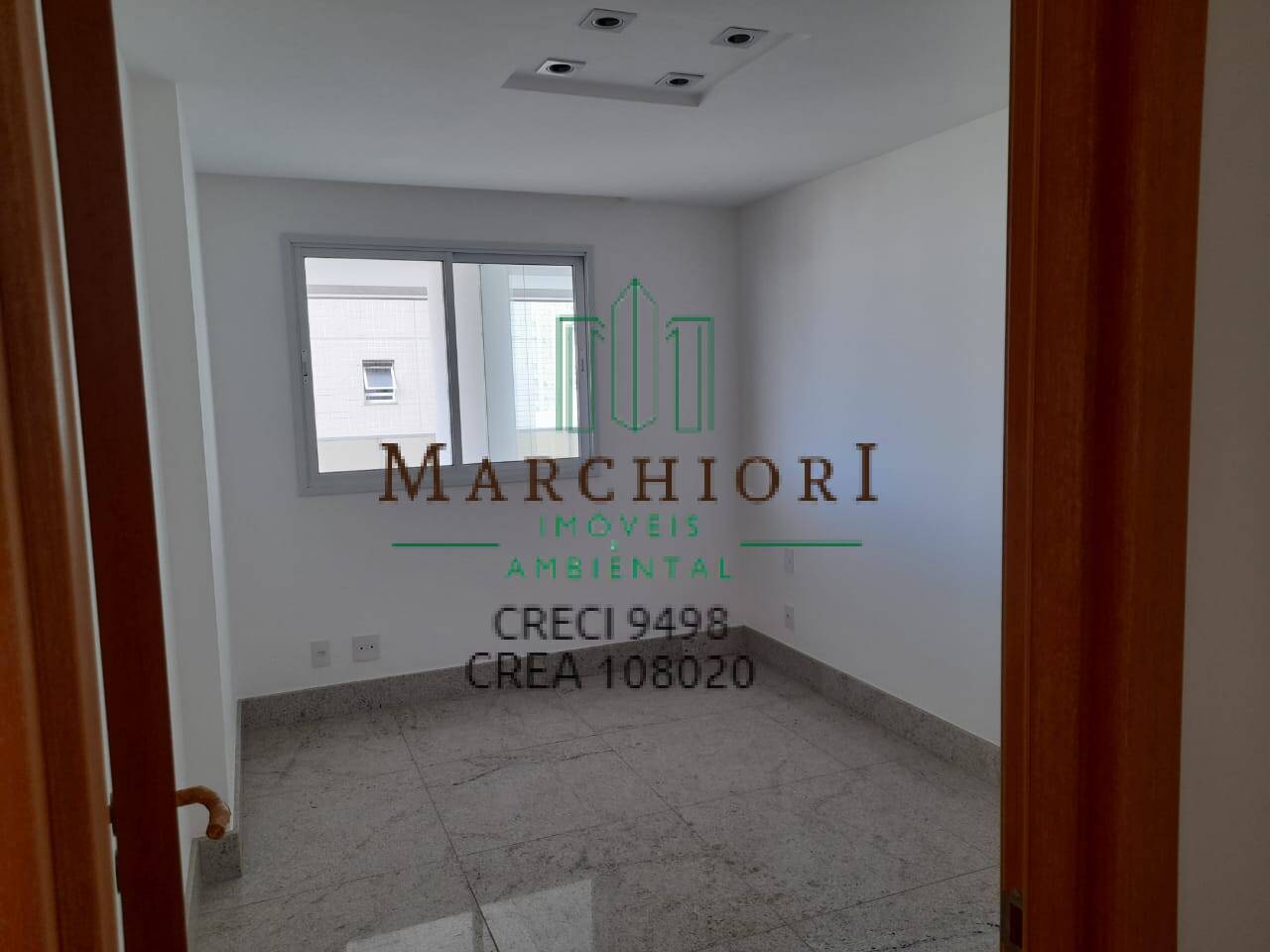 Apartamento à venda com 4 quartos, 145m² - Foto 18