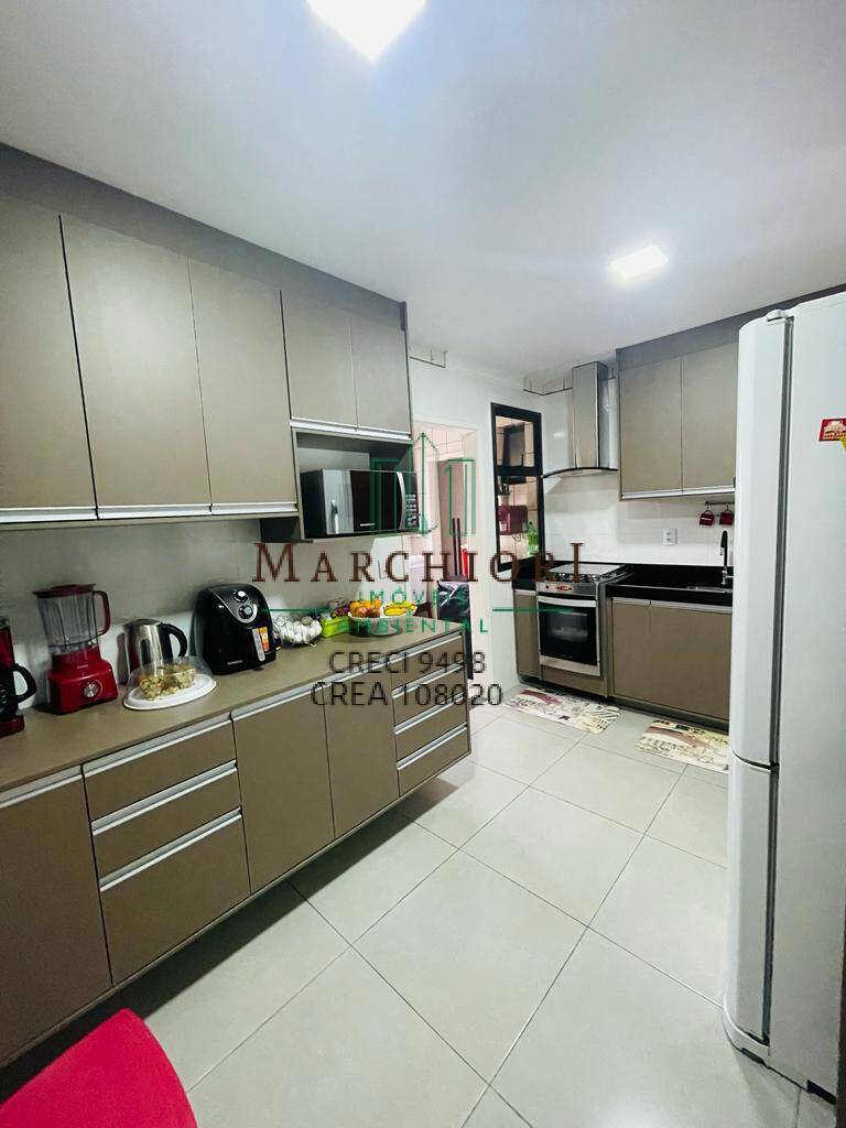 Apartamento à venda com 3 quartos, 151m² - Foto 8