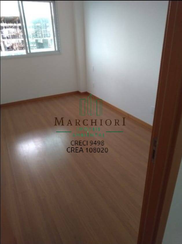 Apartamento à venda com 2 quartos, 70m² - Foto 4