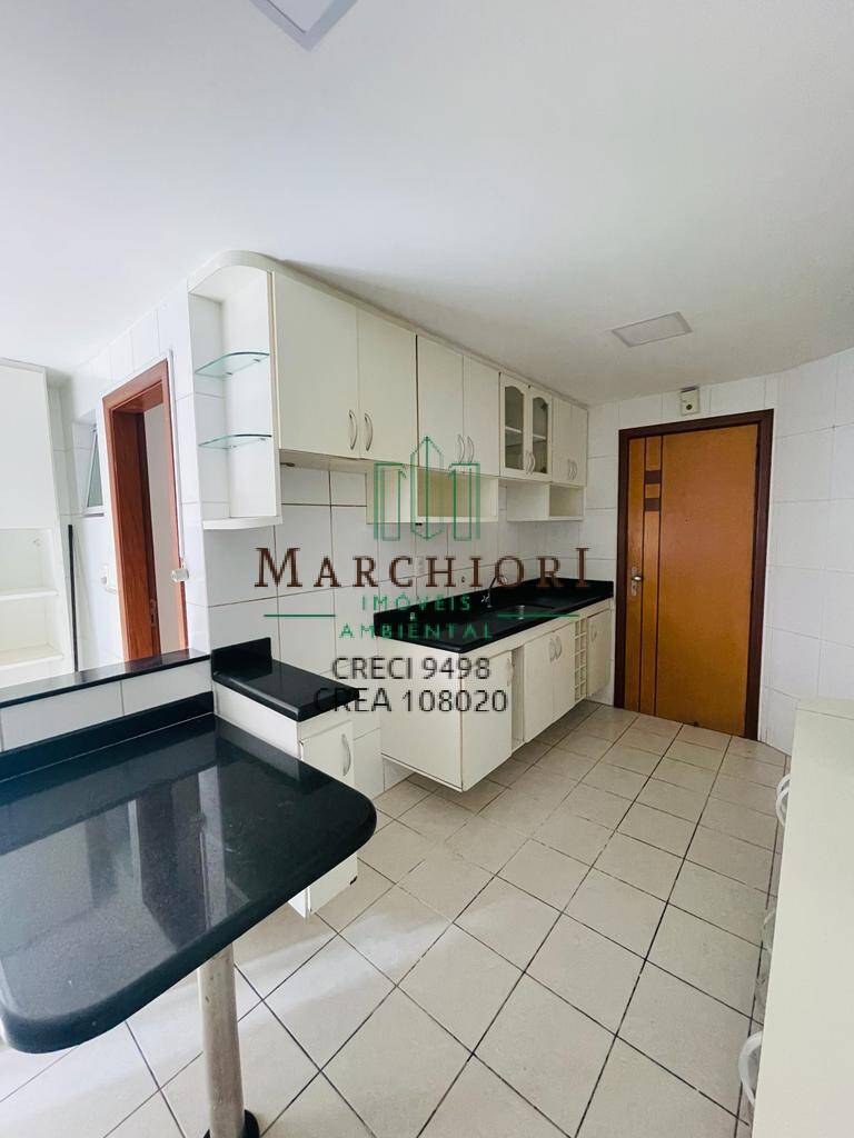 Apartamento à venda com 3 quartos, 125m² - Foto 4