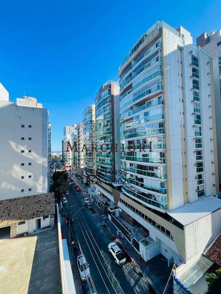 Apartamento à venda com 3 quartos, 125m² - Foto 4