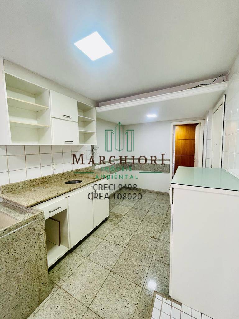 Apartamento à venda com 4 quartos, 220m² - Foto 15