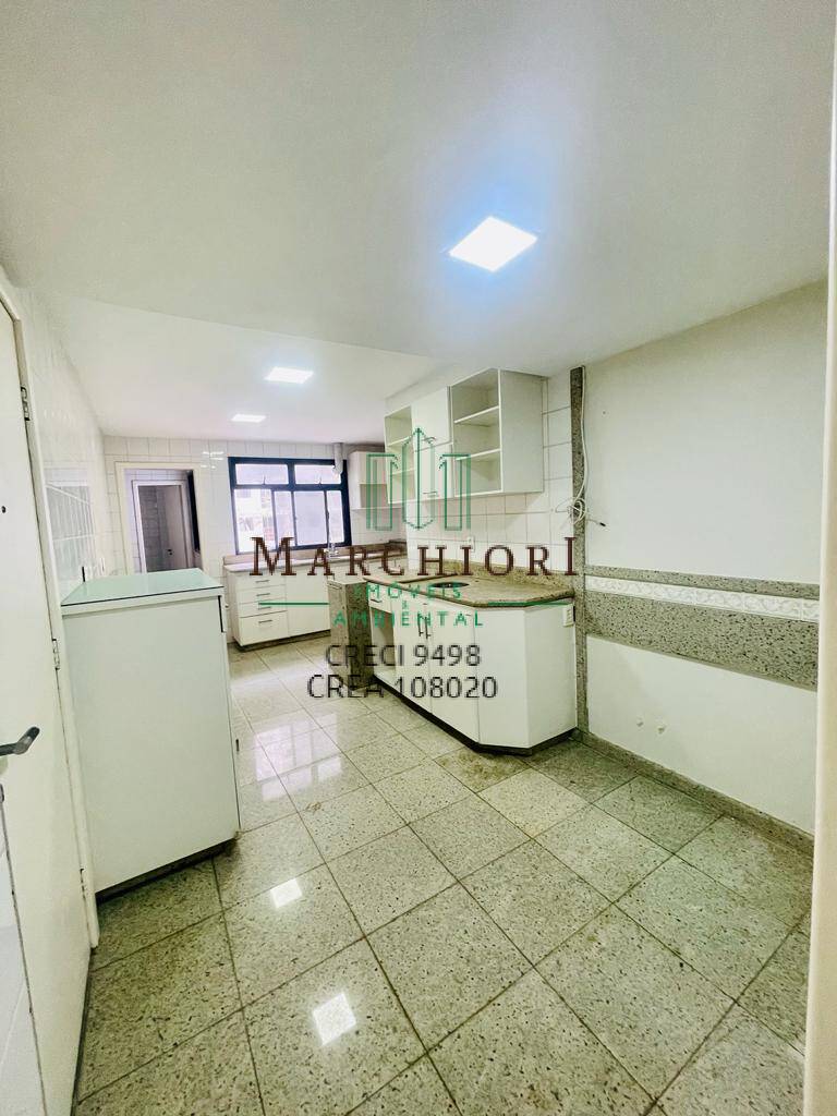 Apartamento à venda com 4 quartos, 220m² - Foto 13