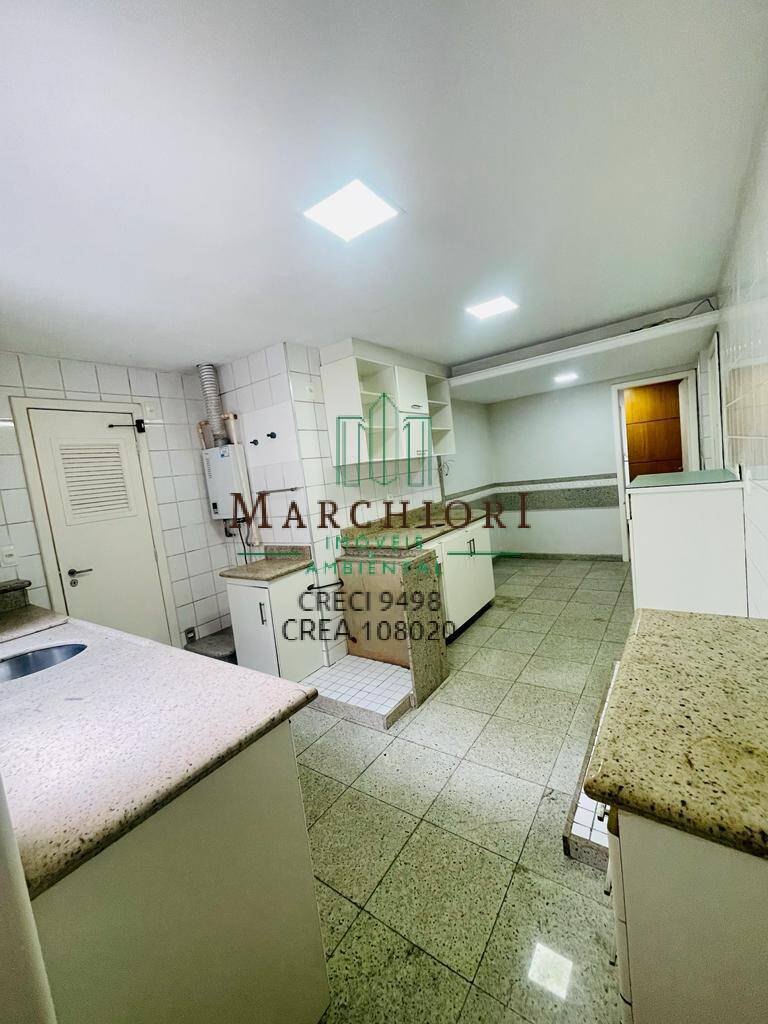 Apartamento à venda com 4 quartos, 220m² - Foto 17