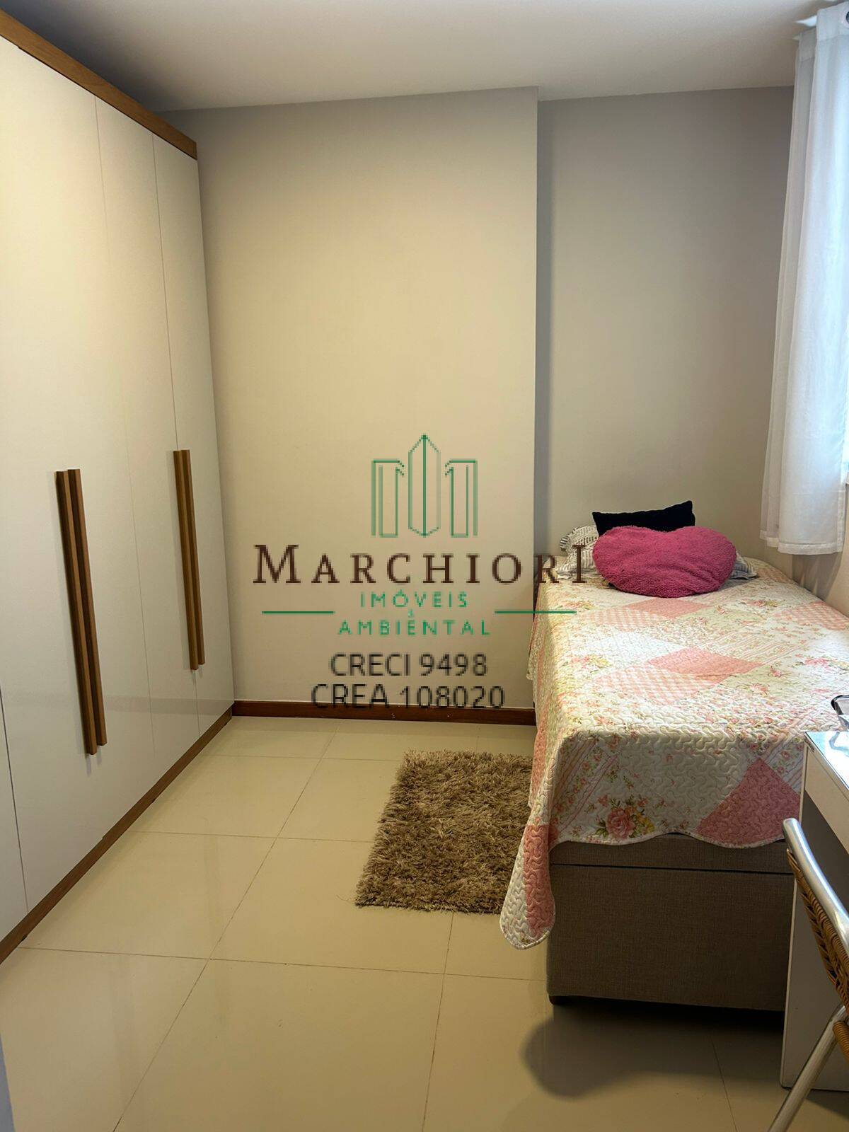 Apartamento à venda com 2 quartos, 65m² - Foto 2